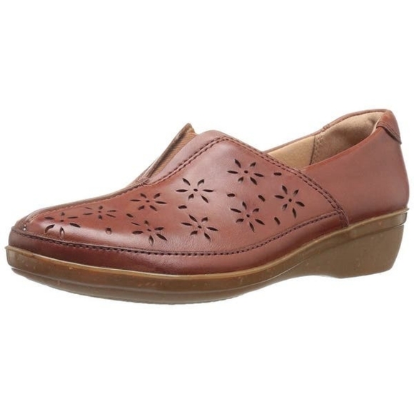 Clarks Shoes - Clarks floral cut out loafers